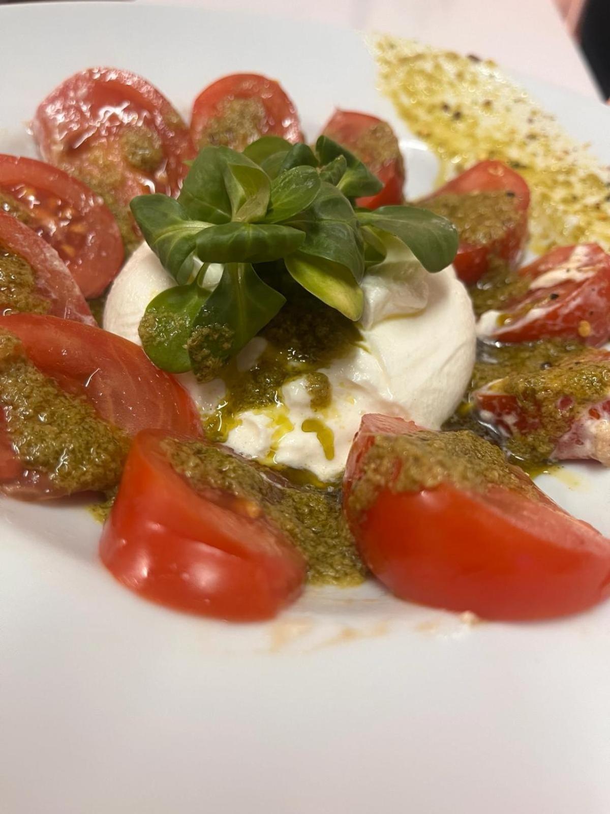 Villarrubio Hostal Restaurante Bustos מראה חיצוני תמונה