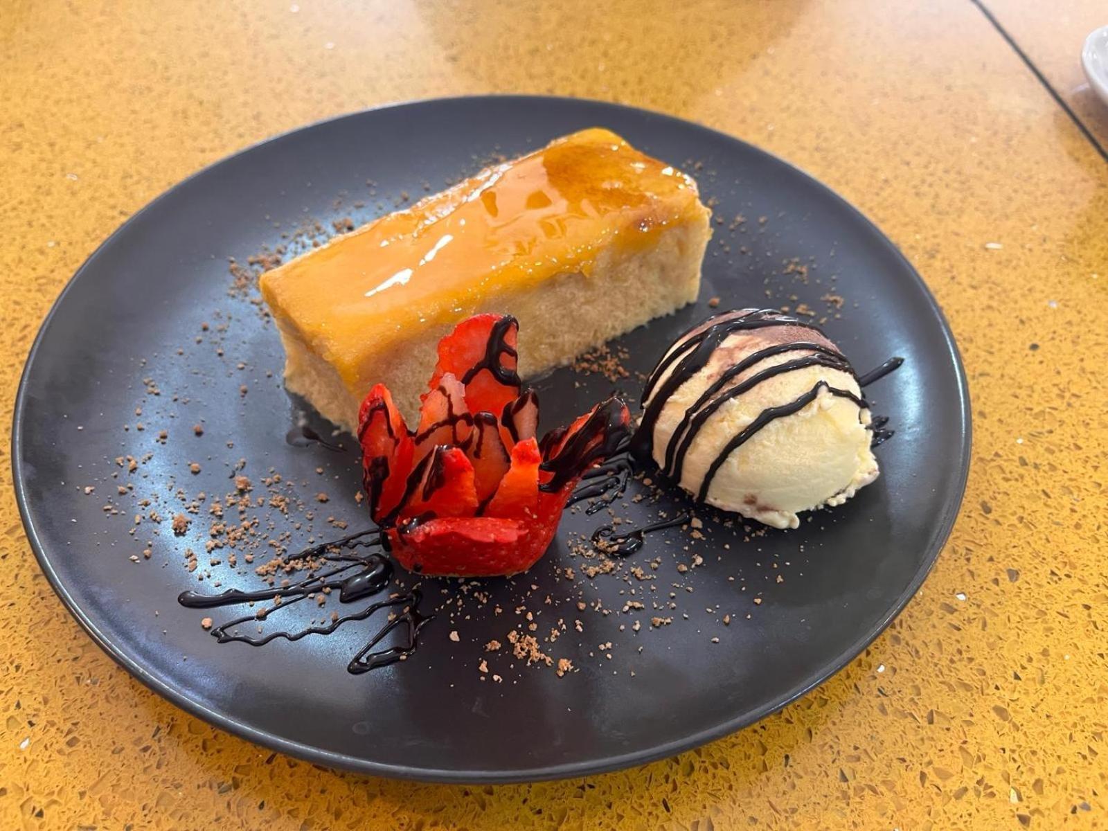 Villarrubio Hostal Restaurante Bustos מראה חיצוני תמונה