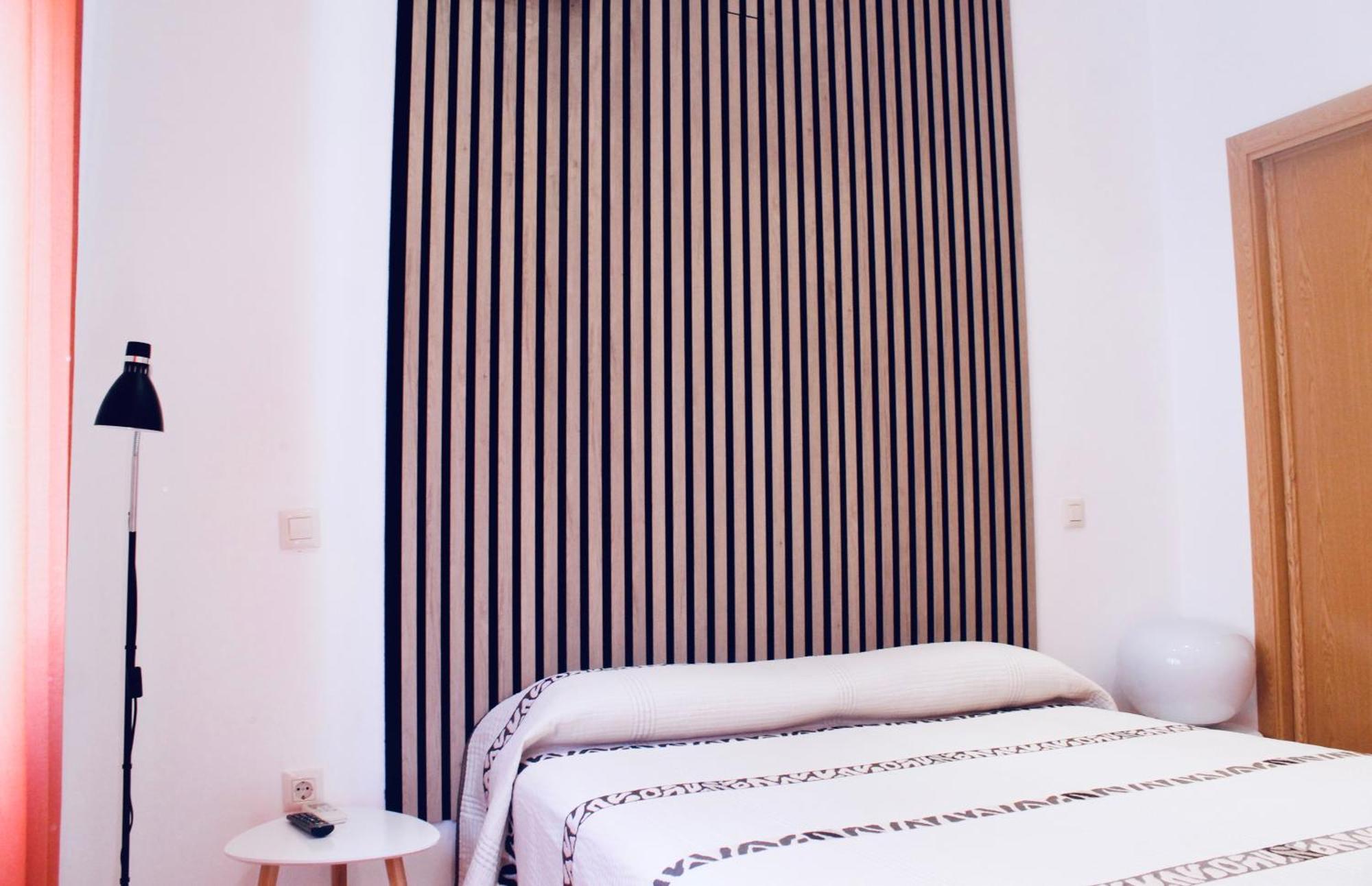 Villarrubio Hostal Restaurante Bustos מראה חיצוני תמונה